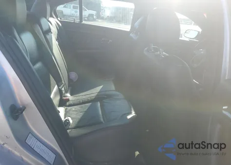 2016 Ford Taurus Limited z USA, uszkodzony, nr VIN 1FAHP2F85GG104501